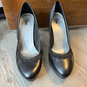 Fioni black patent platform dress heels 9w pump